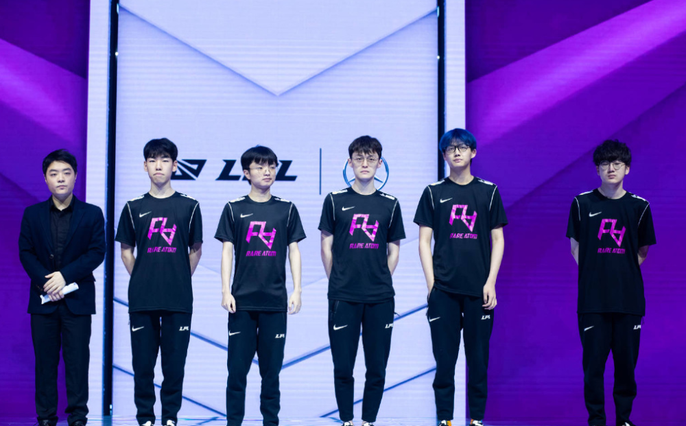 态一路起伏 态一路起伏