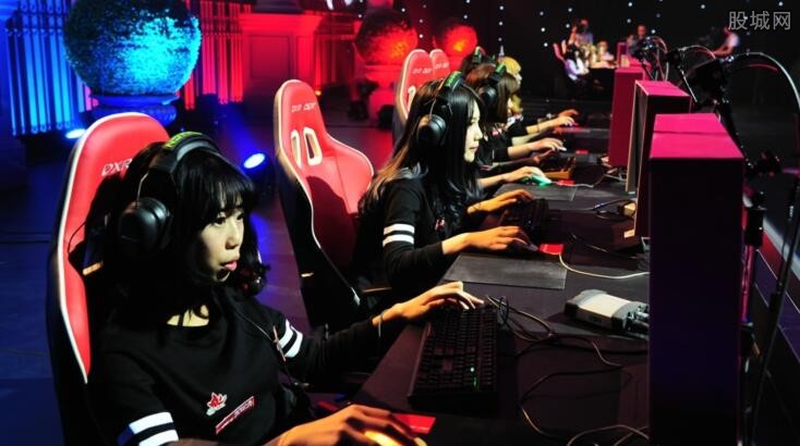 在现代足球 在现代足球